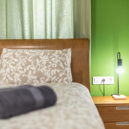 Stylish Luxury Apartment At Ampelokipi Metro Station Athena Bagian luar foto