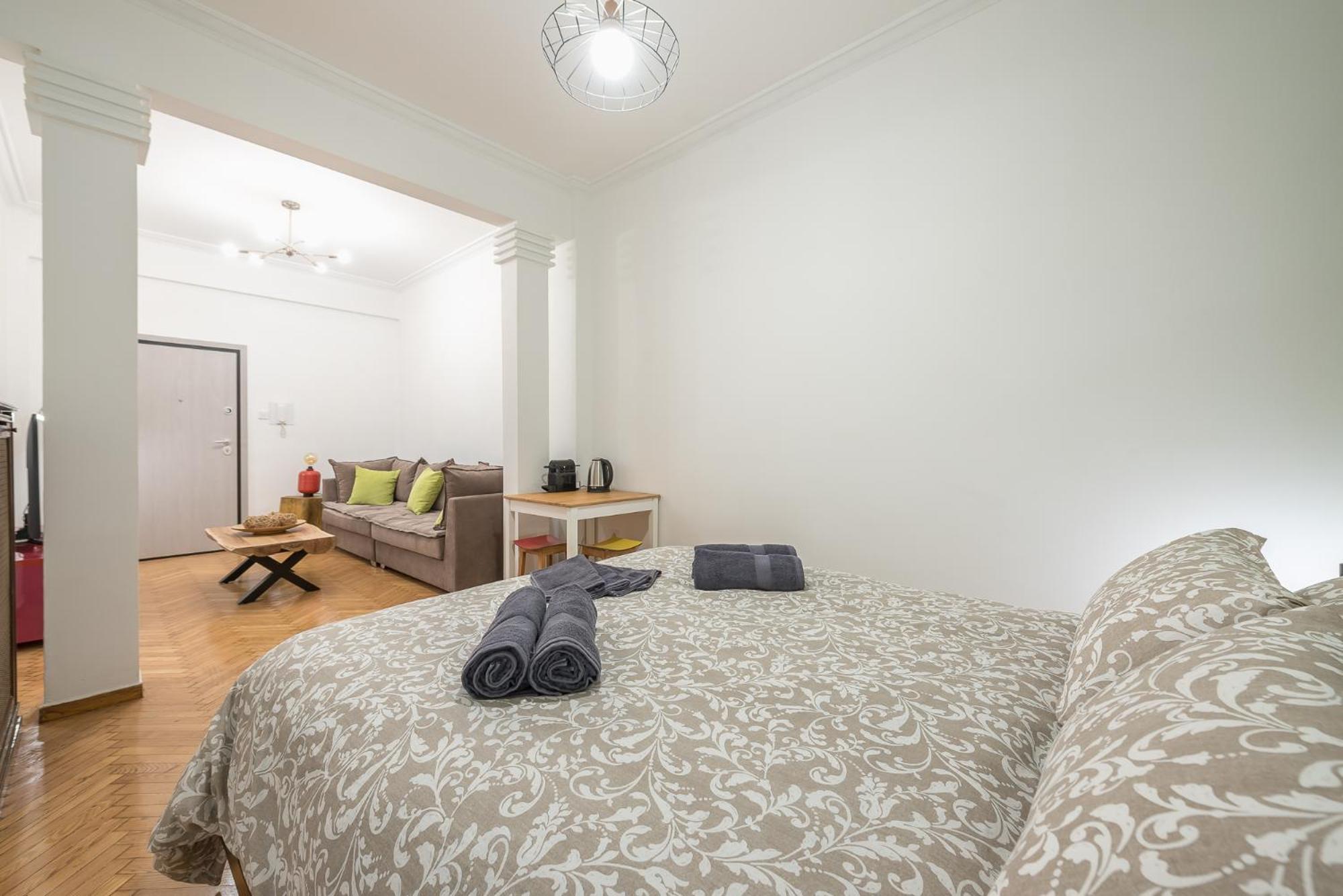 Stylish Luxury Apartment At Ampelokipi Metro Station Athena Bagian luar foto