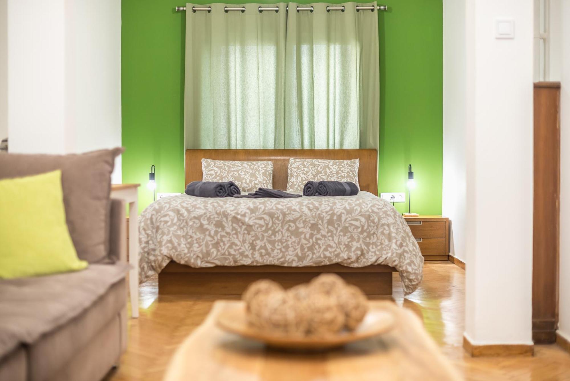 Stylish Luxury Apartment At Ampelokipi Metro Station Athena Bagian luar foto