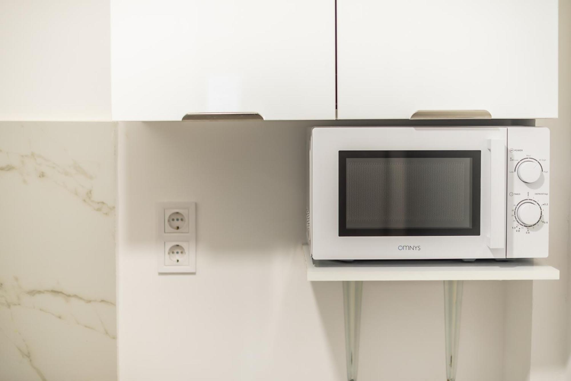 Stylish Luxury Apartment At Ampelokipi Metro Station Athena Bagian luar foto
